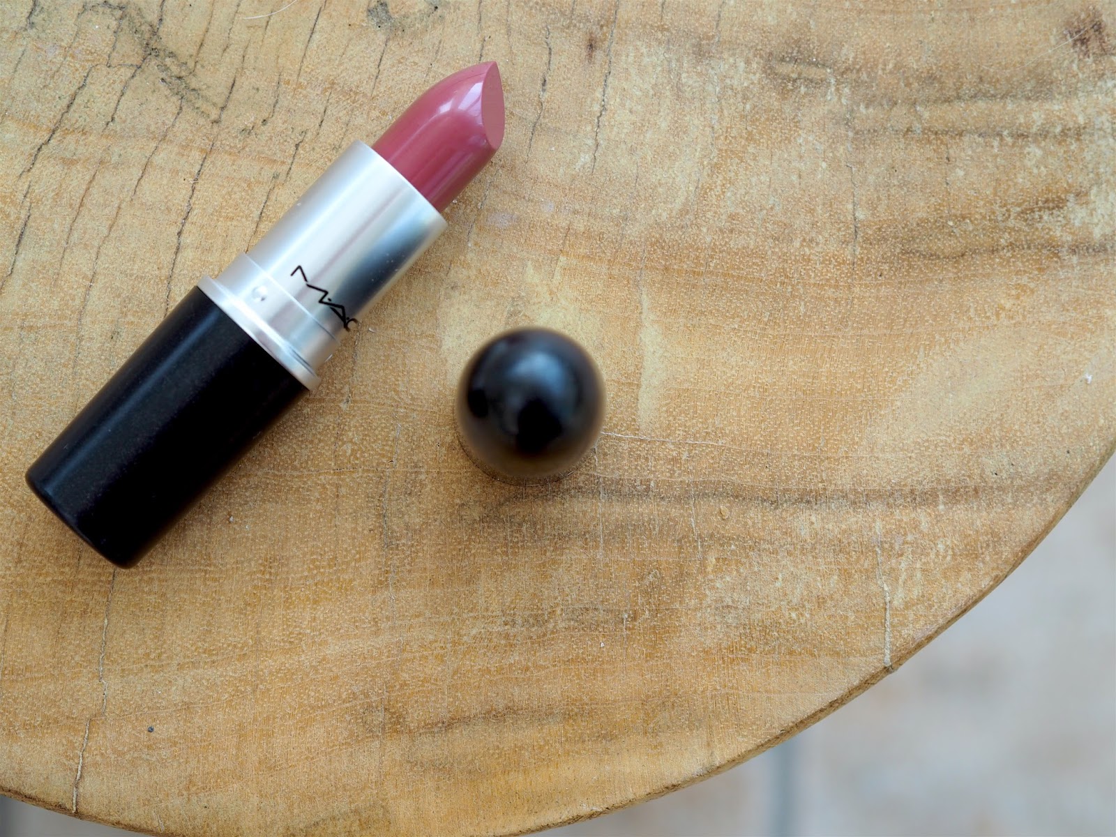 MAC X Caitlyn Jenner - Finally Free Lipstick