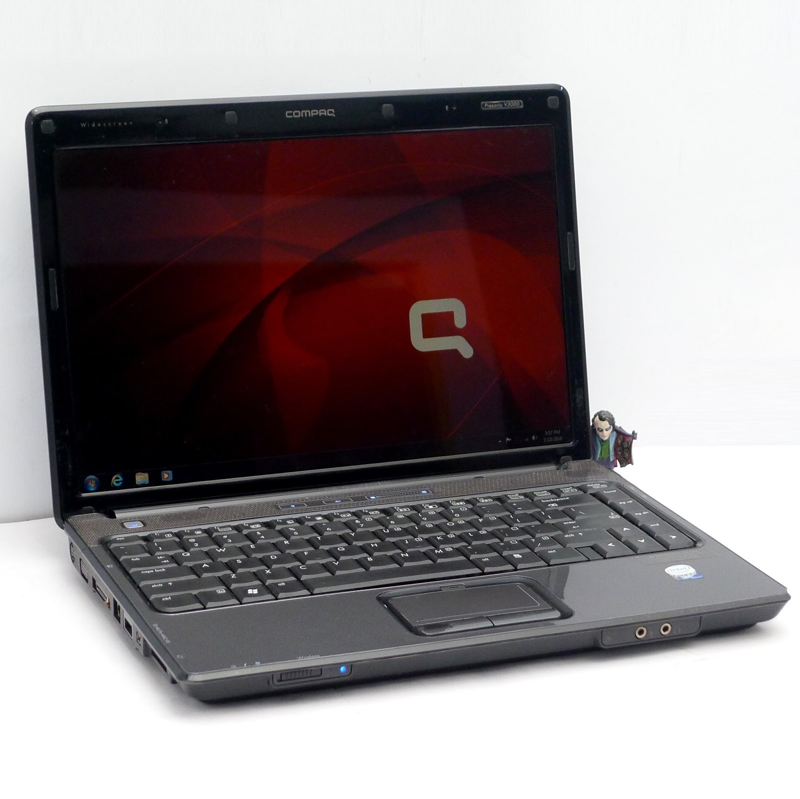 Laptop Compaq Presario V3500 ( Core2Duo ) | Jual Beli Laptop Bekas