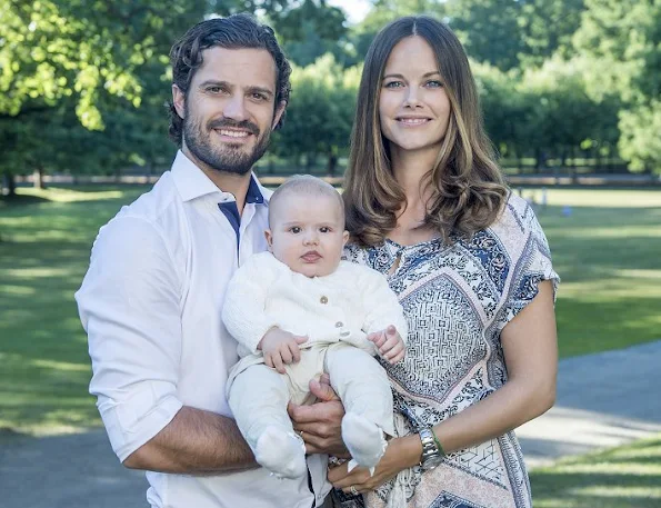 New photos of Prince Carl Philip, Princess Sofia and Prince Alexander of Sweden released for Alexander's christening, The baptism of Prince Alexander of Sweden, Princess Sofia Hellqvist and Prince Carl Philip, style, fashions
