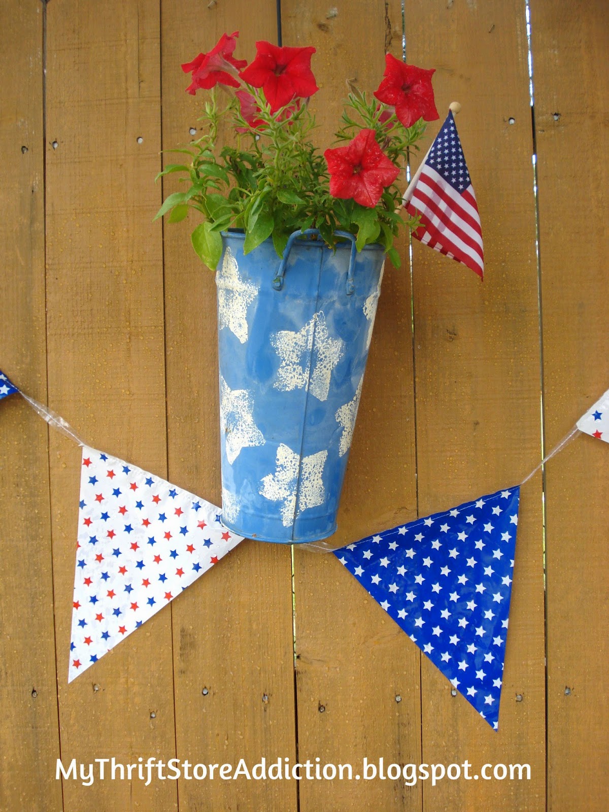 Upcycled patriotic planters