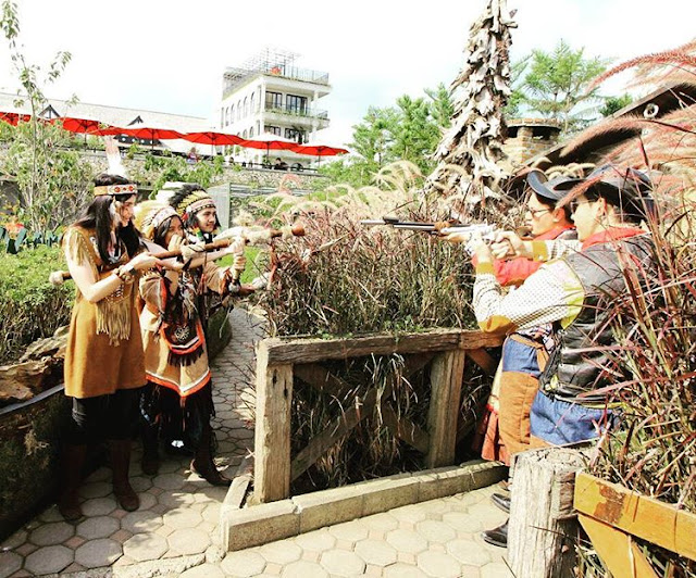 Suku Indian di Farm House Susu Lembang Suku Indian di Farm House Susu Lembang