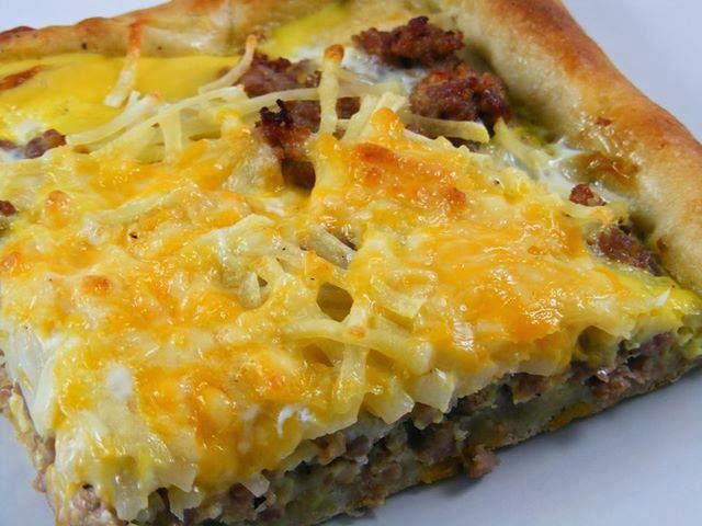 Southern Girls Get Crafty Southern Style Breakfast Pizza