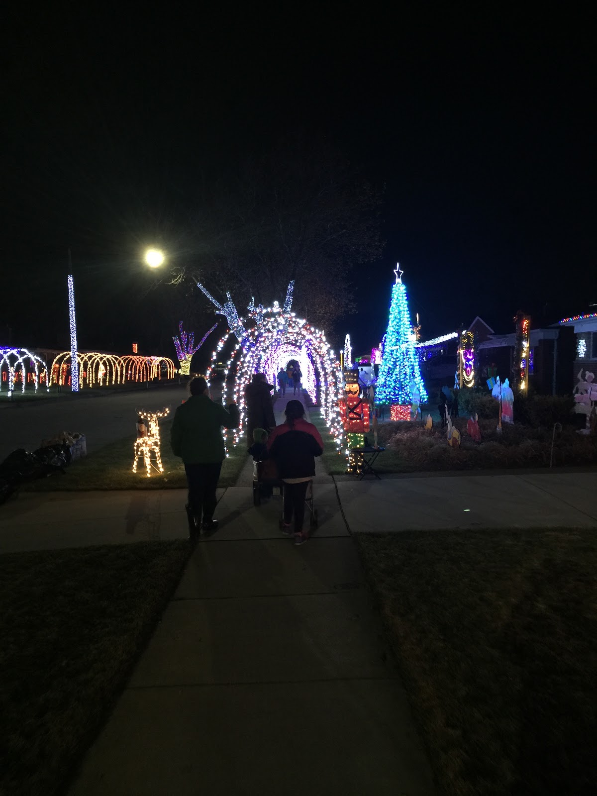 Tunnel of LightsWarren ⋆ Metro Detroit Mommy