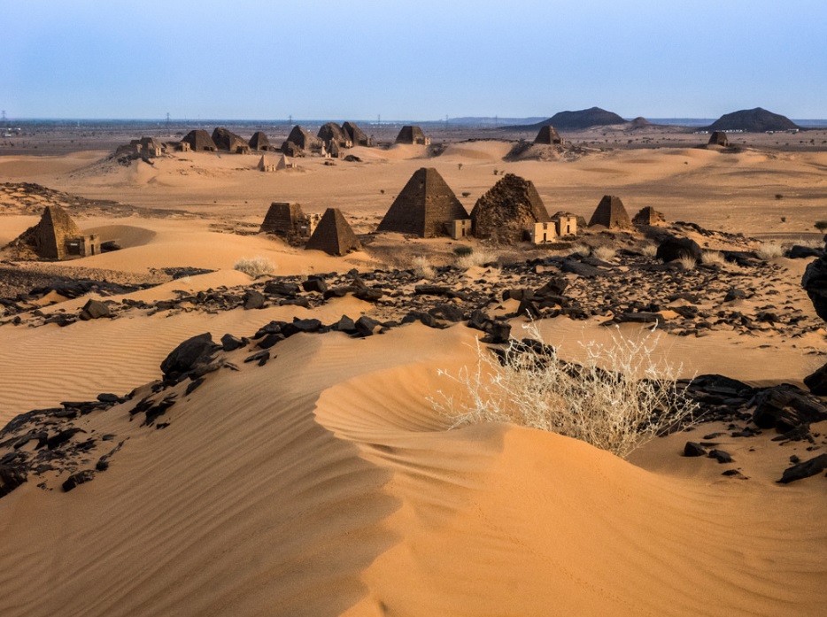 Нубия египет. Хартум древний египет. Гора шамби тунис. Нубийская пустыня. Особенности рельефа судана.