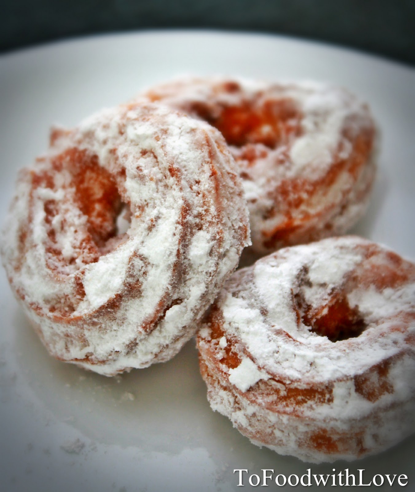 To Food with Love: Kuih Keria (Sweet Potato Donuts)