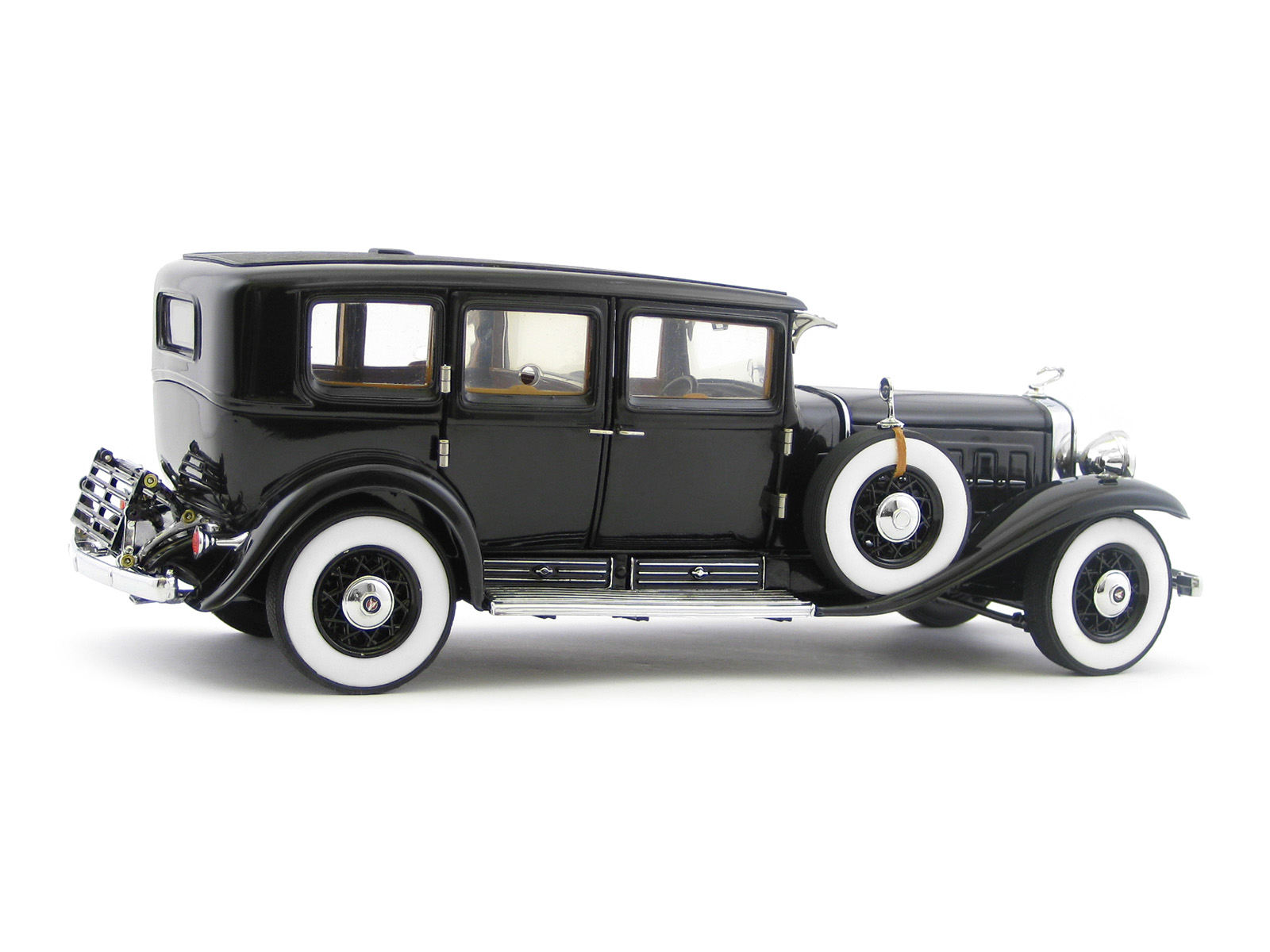 1930 Cadillac V 16 Lwb Imperial Sedan Al Capone Franklin Mint