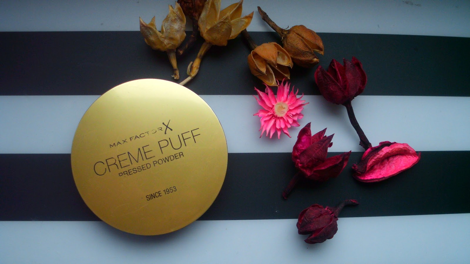 Max Factor Creme Puff puder w kompakcie 