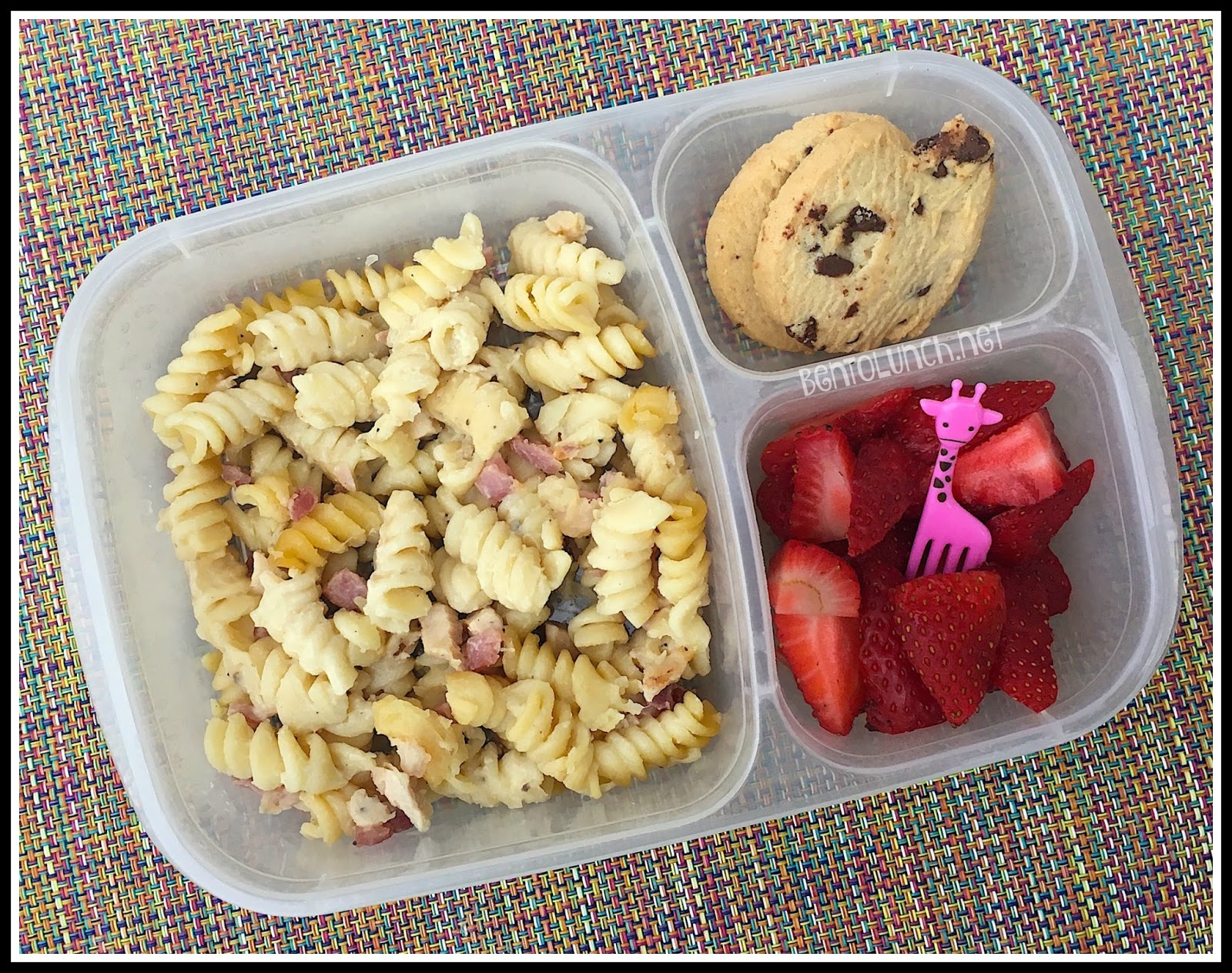 https://3.bp.blogspot.com/-KLIT3IIwVMM/WgI7_OLahpI/AAAAAAAAVaI/eWezR41B2UQ6tqxJjVSQJ5FXBY28xEqKwCLcBGAs/s1600/pasta-salad-lunch.jpg