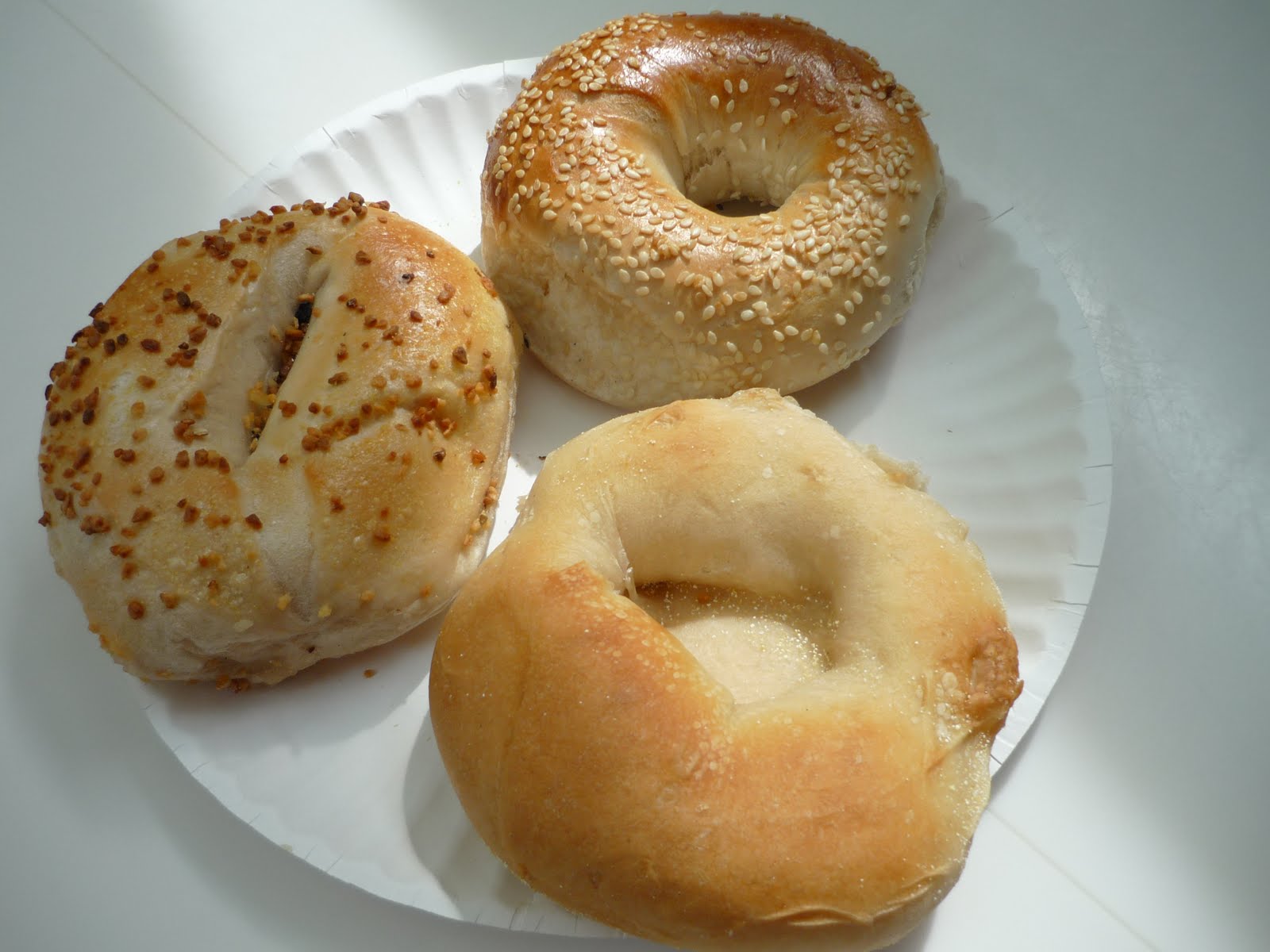 Smokin' Chokin' and Chowing with the King New York Bagel & Bialy