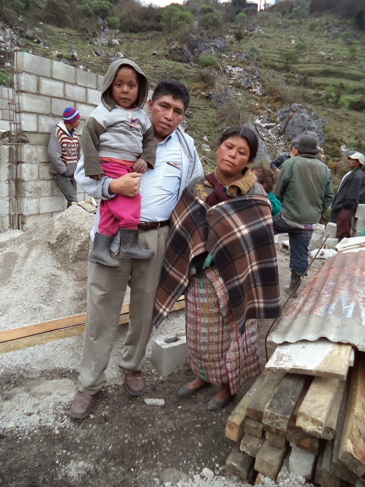 Ayúdanos a Ayudar. La unión hace la fuerza San Juan Ixcoy