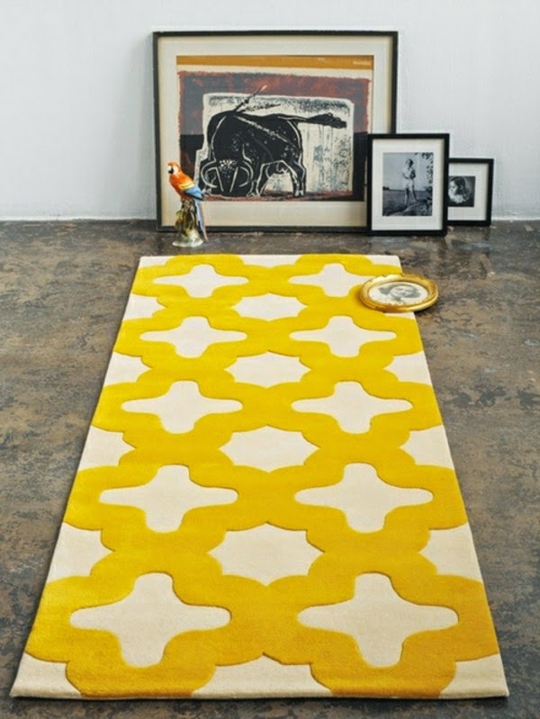 Yellow carpet in the home