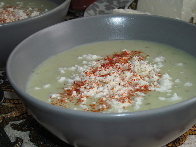 Суп-пюре из лука порея по-турецки (Pırasa çorbası)