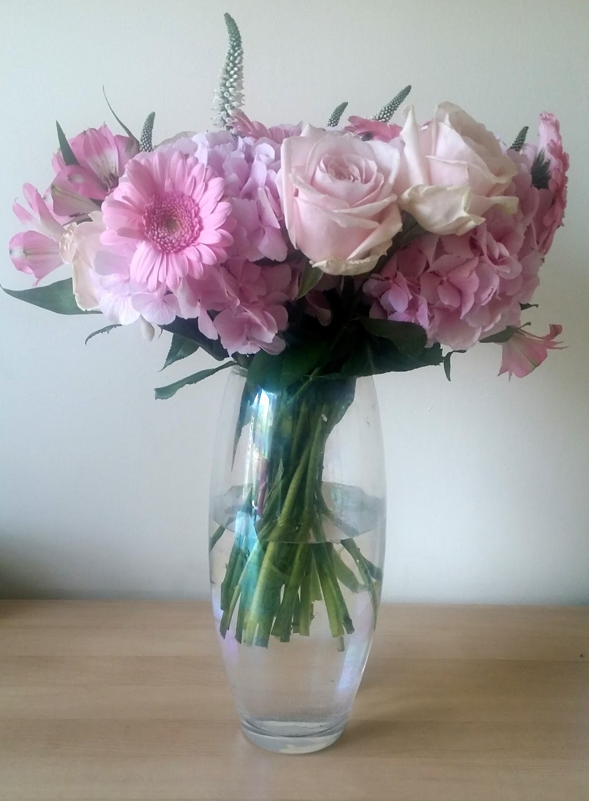 Beauty and the Blogger Appleyard Flowers Review Strawberry Smoothie