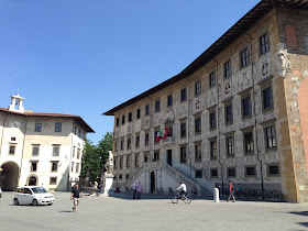 Palazzo Carovana in Pisa's Piazza dei Cavalieri