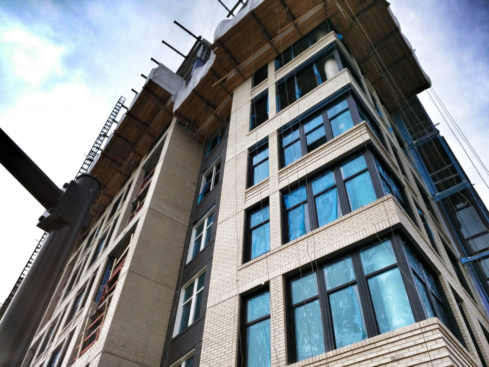 Robert Dyer Bethesda Row Bethesda construction update Solaire Bethesda luxury apartments