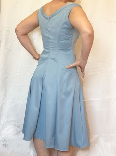 The Sewing Lab: Vogue 2903 in Blue