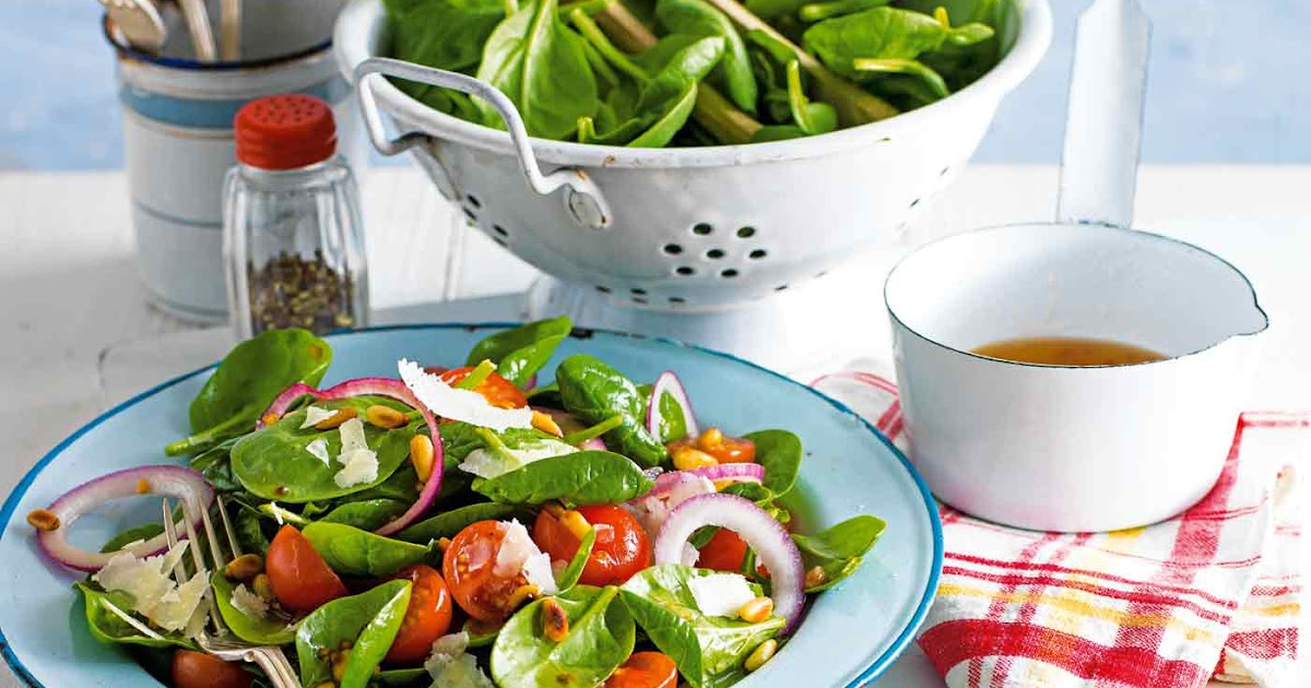 The Low Carb Diabetic Spinach salad and tomatoes with a warm lemon and