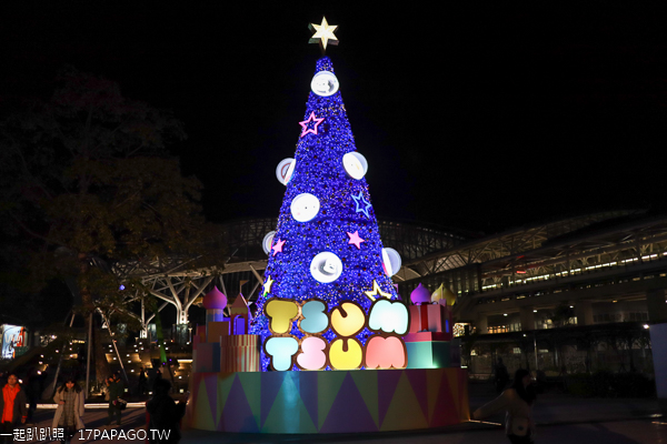 2019台中耶誕夢想世界|舊台中車站前廣場|迪士尼TSUM TSUM聖誕樹