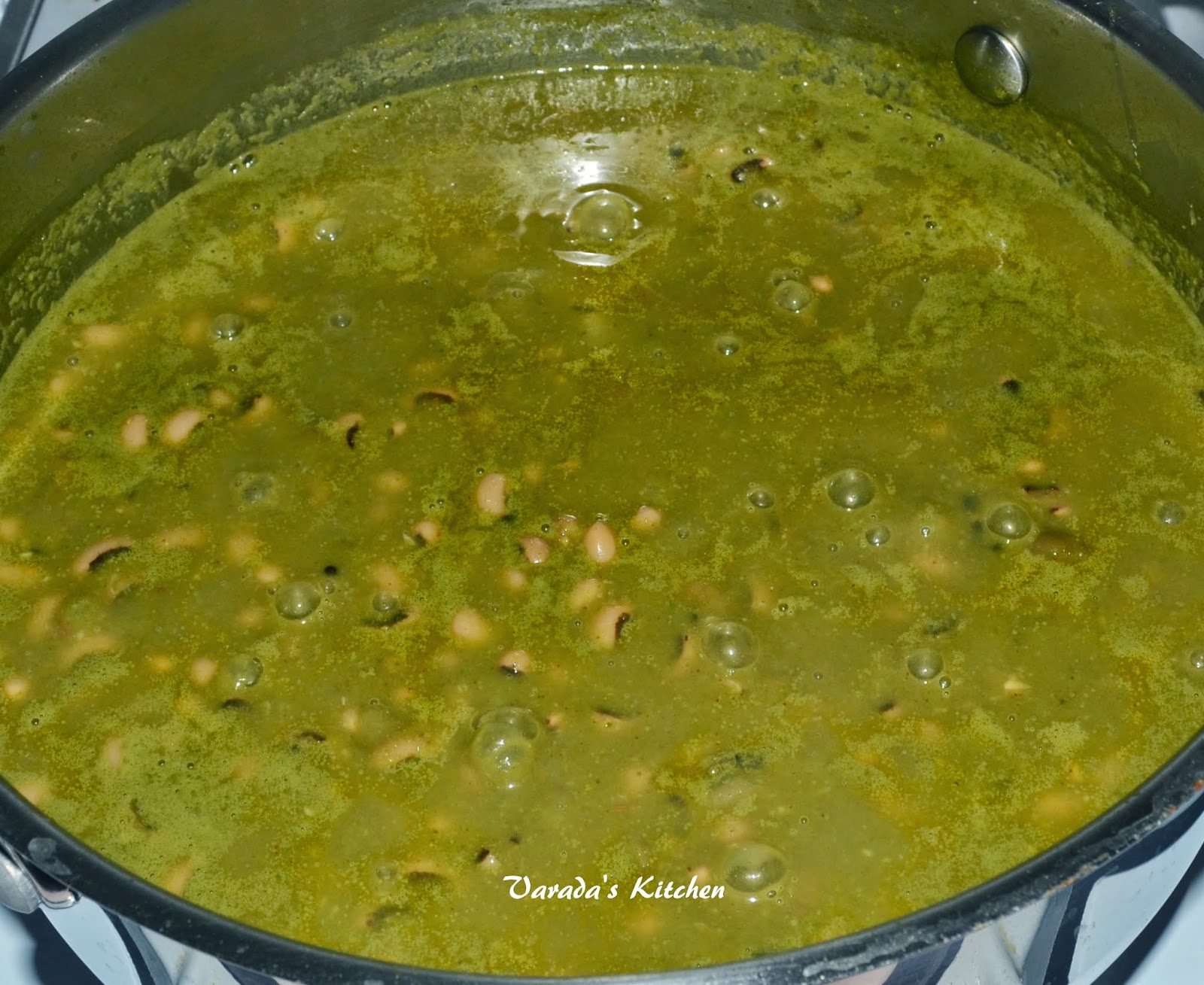 Varada's Kitchen and Garden Chavlichi Usal / Black Eyed Peas Noonion