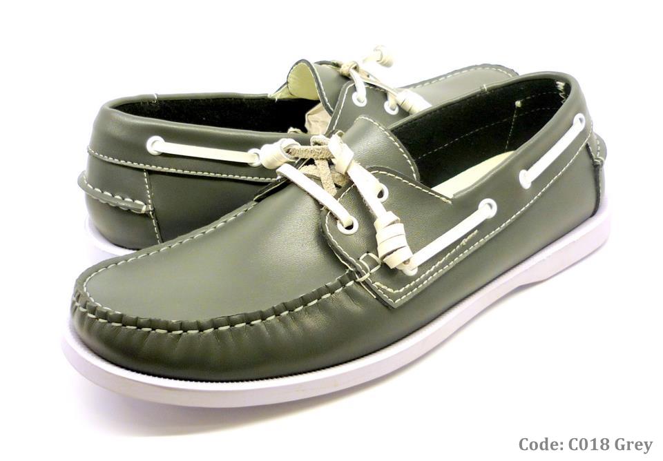Tomaz Shoes: Tomaz Classic Boat Shoes