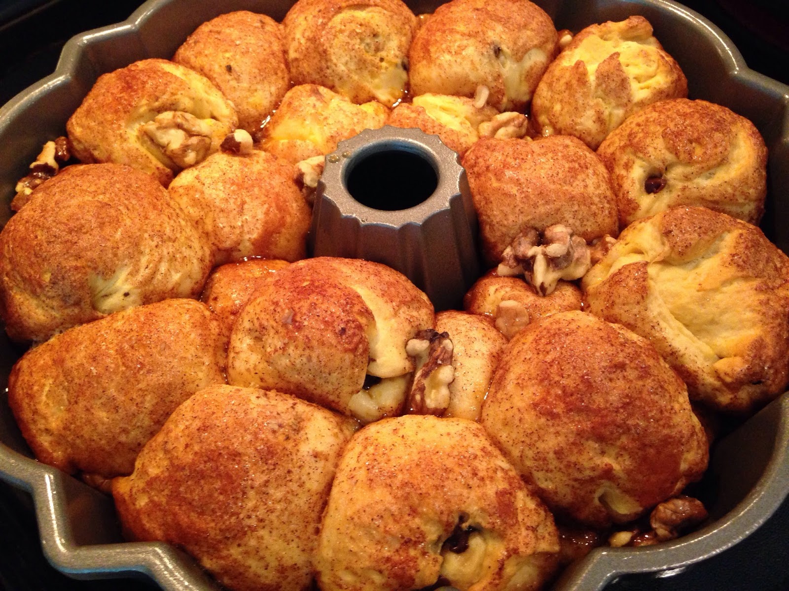 Beyondmythoughts Chocolate Cream Cheese Stuffed Monkey Bread
