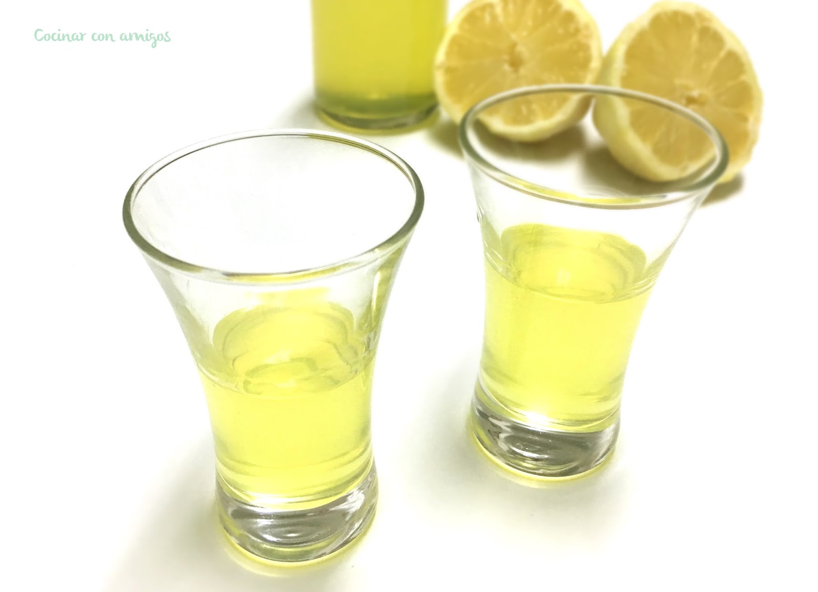 Limoncello casero