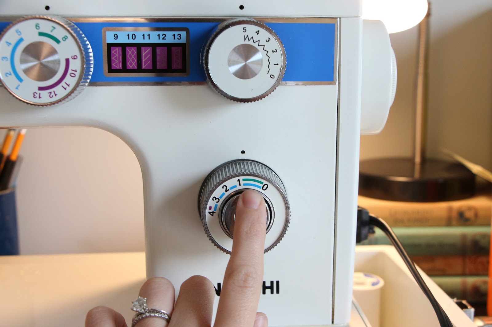 How to Sew a Buttonhole Without a Special Foot! Palindrome Dry Goods