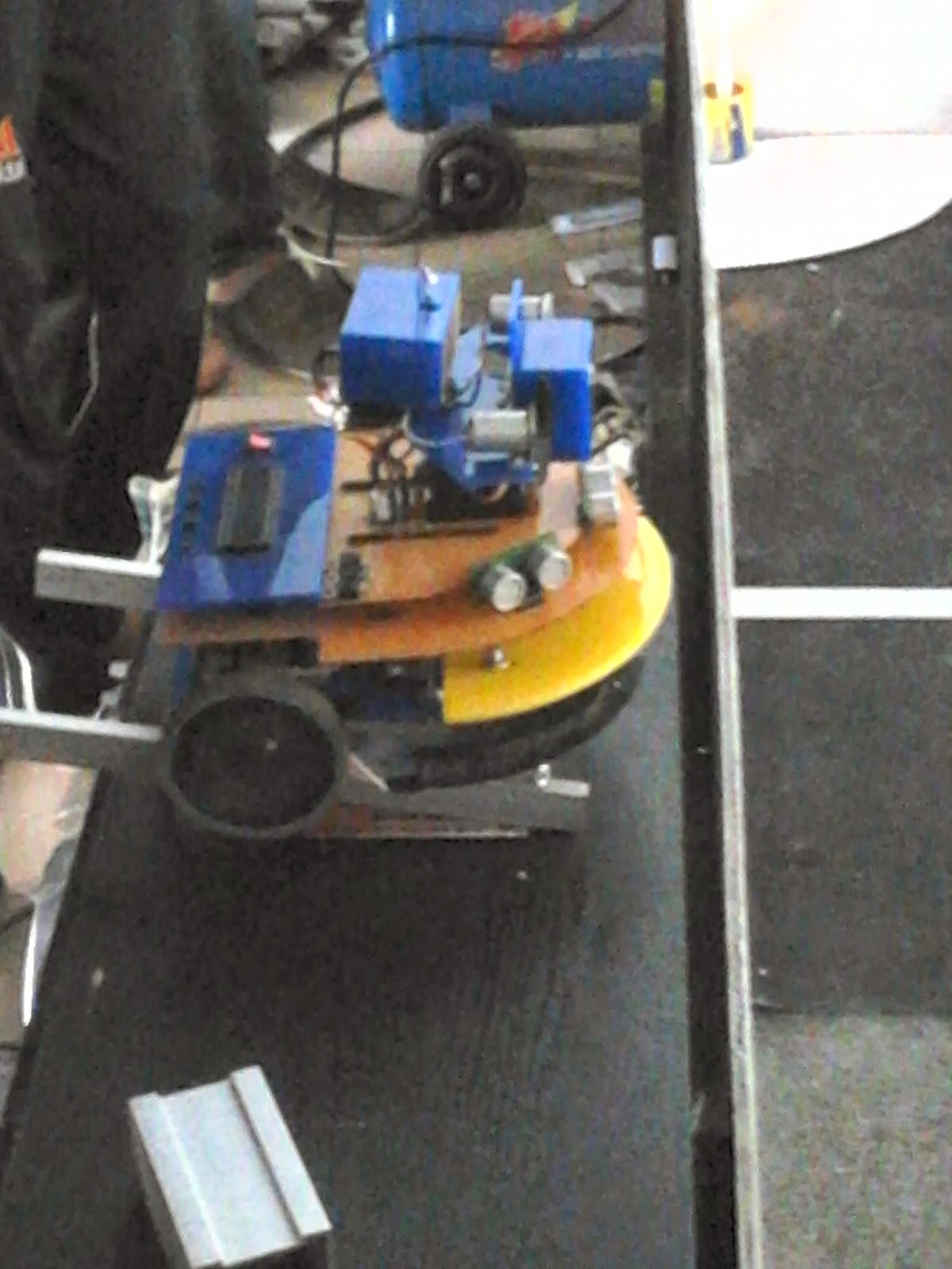 Rahmat Electronics: PENERAPAN SENSOR PADA ROBOT