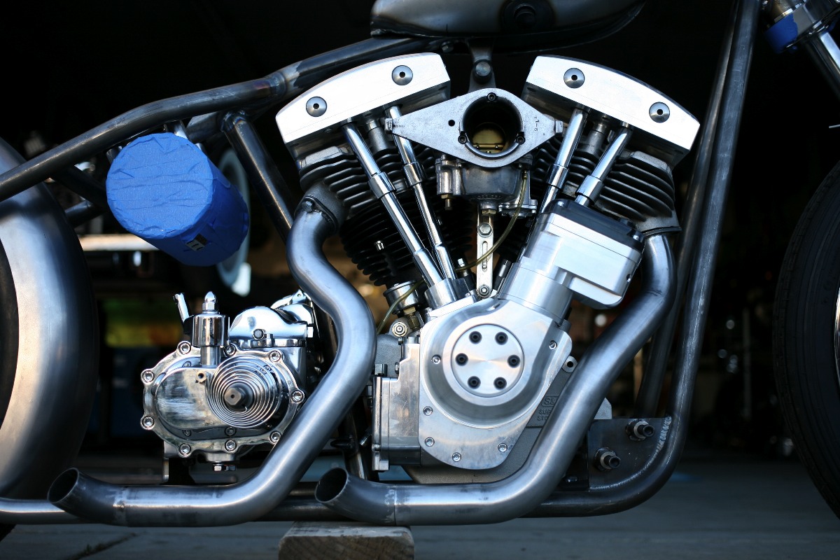 WRECKED METALS : Pipes for Jeff Willeys Shovelhead