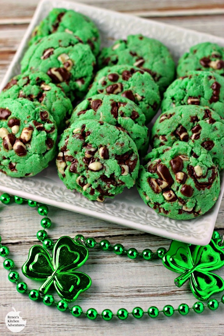 Minty Chip Cake Mix Cookies | Renee's Kitchen Adventures: Easy and festive green cake mix cookies stuffed full of Andes® Creme de Menthe Baking chips! 