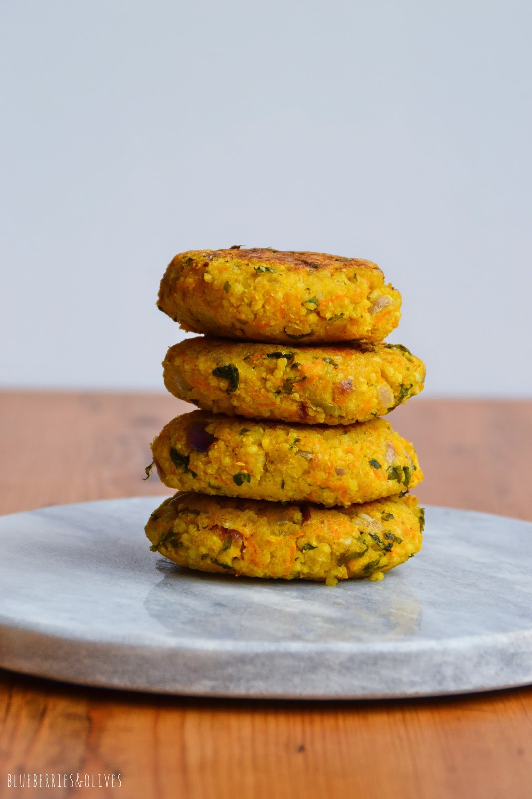 MILLET VEGGIE BURGERS WITH CURRY AND A YOGURT SAUCE (GF, LF, VGT)