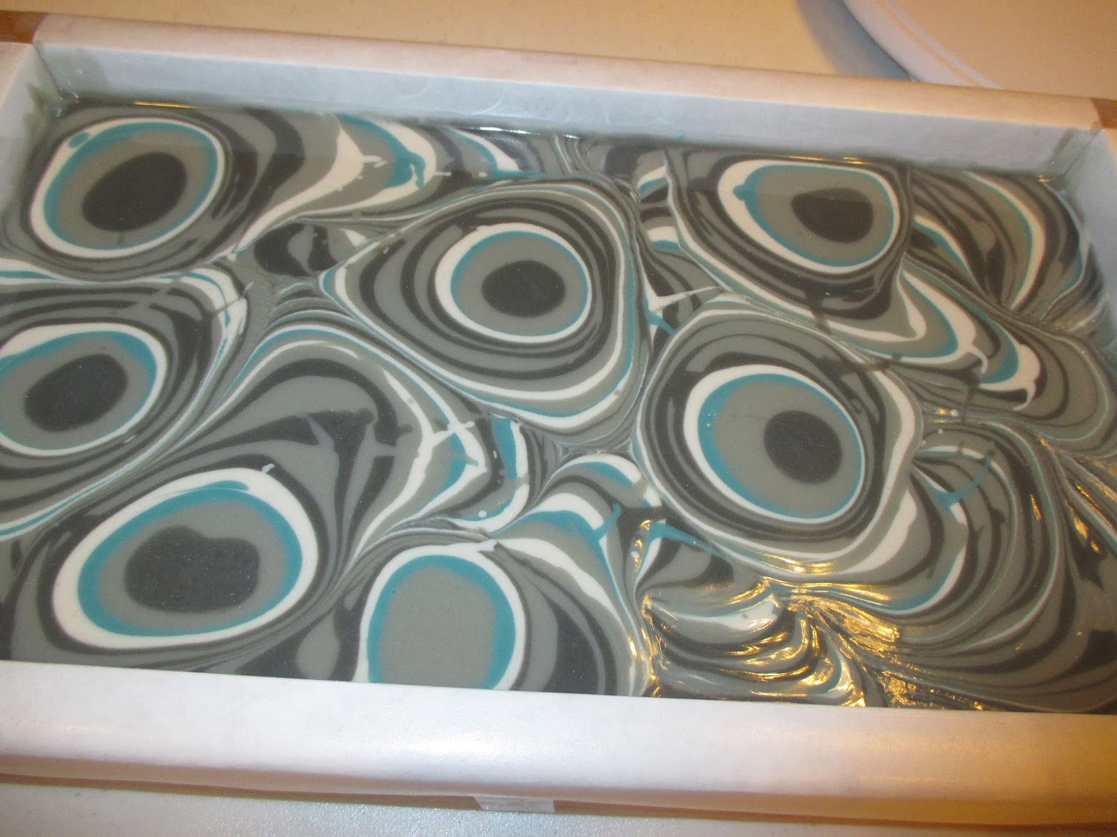 Bearprint Soaps October Soap Challenge "Wood Grain Soap"