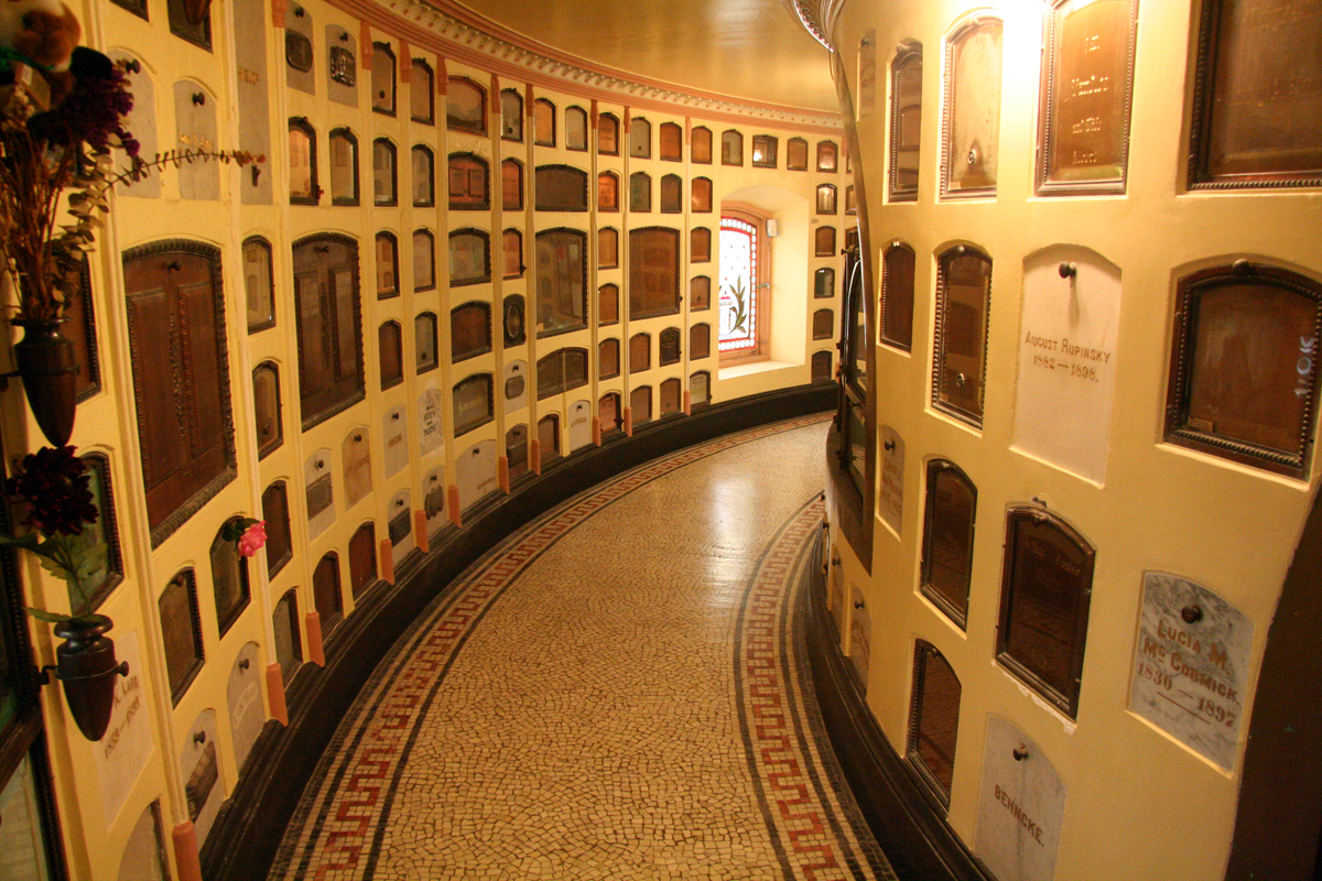 Где хранится вся информация на компьютере. Стрелковое оружие и боеприпасы в подразделении хранятся. Коллекция семян культурных растений вавилова. Хранилище американских золотых слитков форт-нокс. Где хранить информацию.