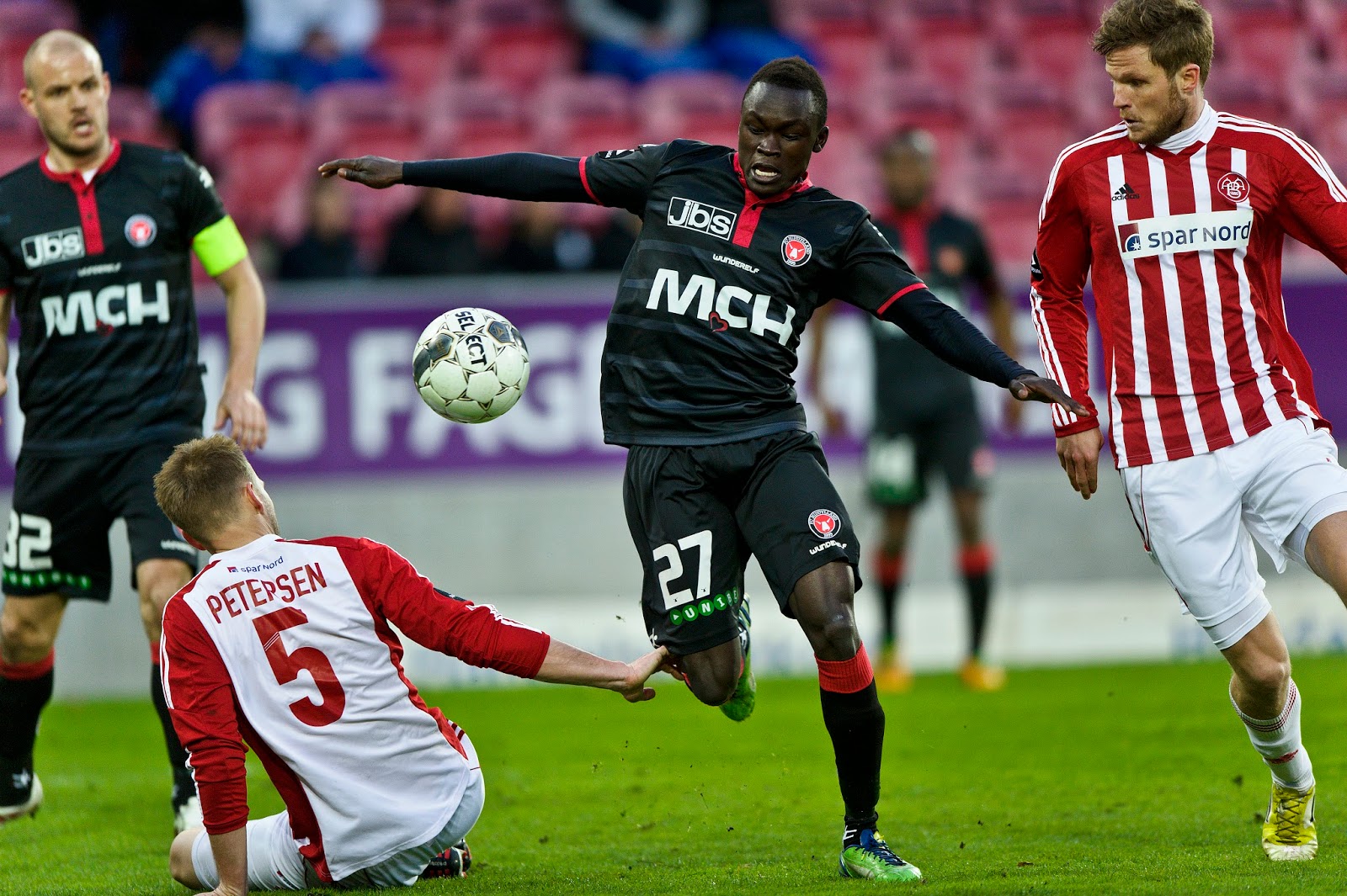 วิเคราะห์บอล เดนมาร์ค แซซ ลิกาเอน อัลบอร์ก บีเค VS มิดทิลแลนด์