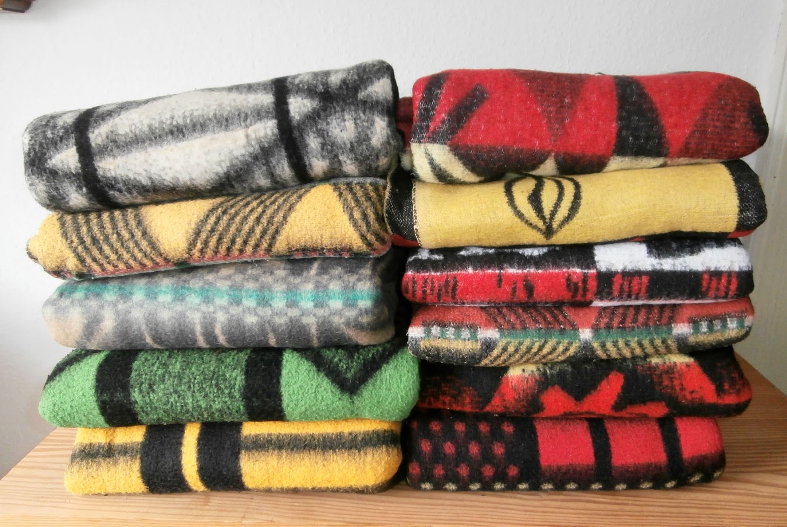 Vintage Retro Blankets Museum Blankets from the '50s, '60s and '70s