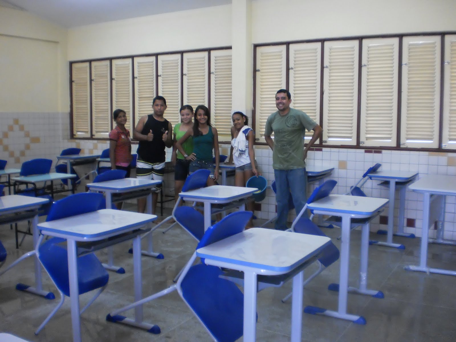 Escola Maria Ivone Santos de Oliveira