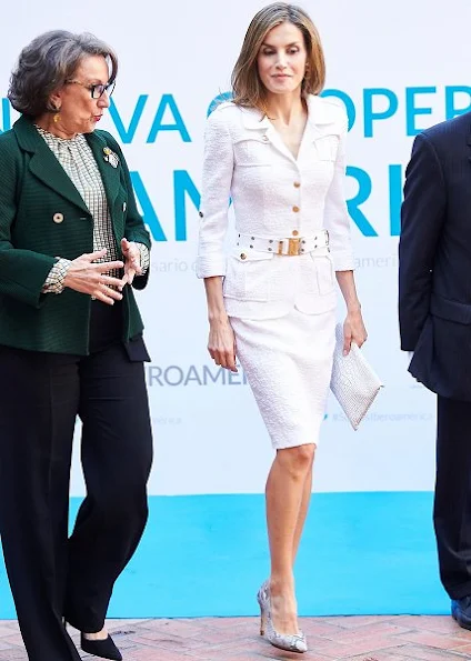Queen Letizia wore Felipe Varela dress, and Magrit Snake Leather shoes, and carried Uterque snake handbag