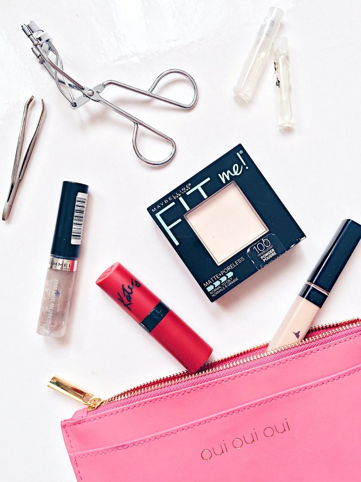 Inside My Handbag Makeup Bag. Mademoiselle Dena.