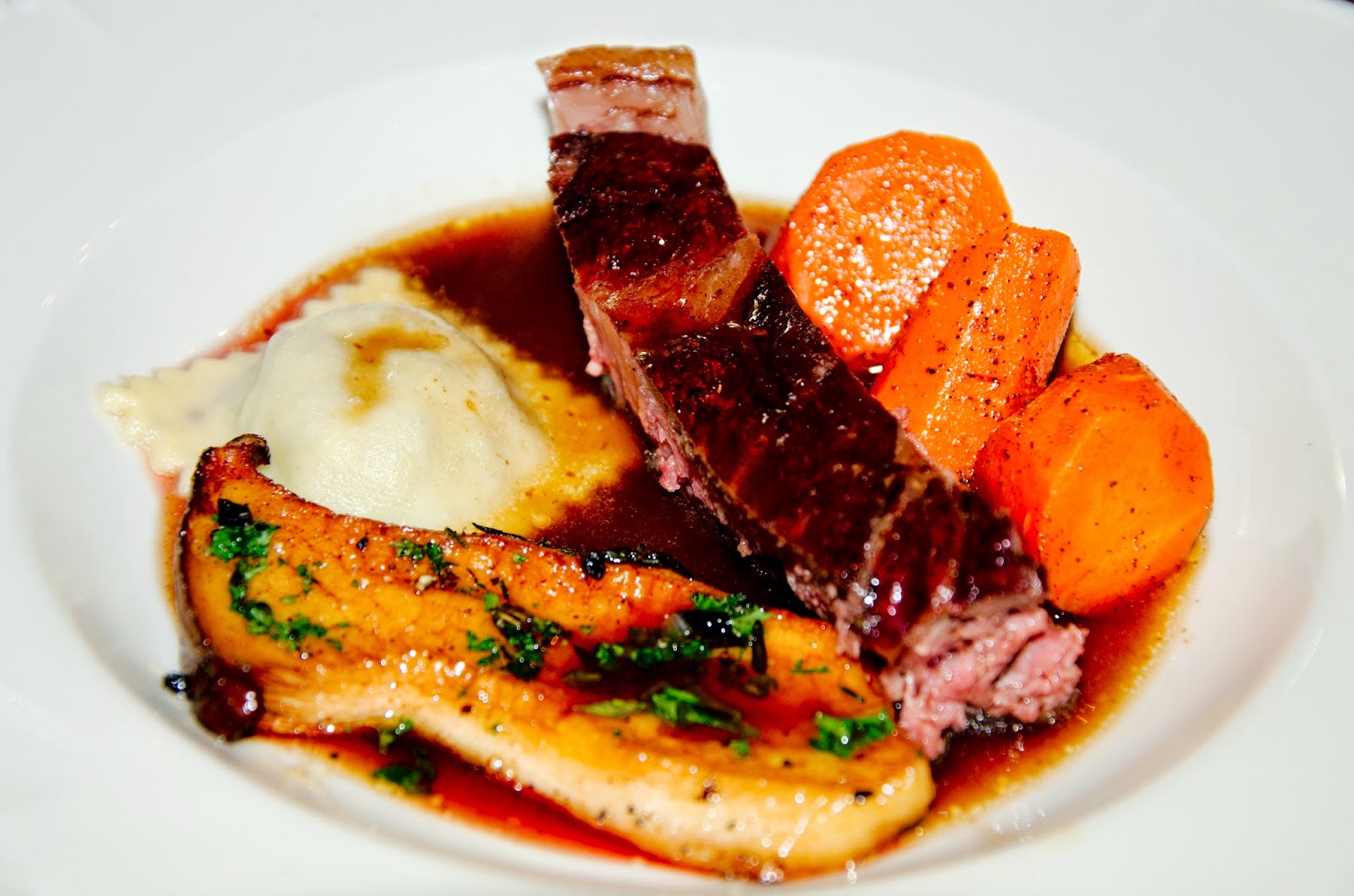 Alpen-Rind Hochrippe, Ravioli vom Ochsenschwanz