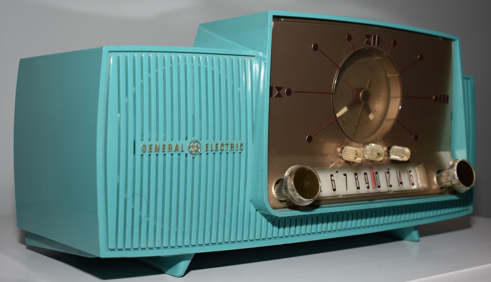 *American*Radio*Design* Century, Retro Styled Vintage Tube