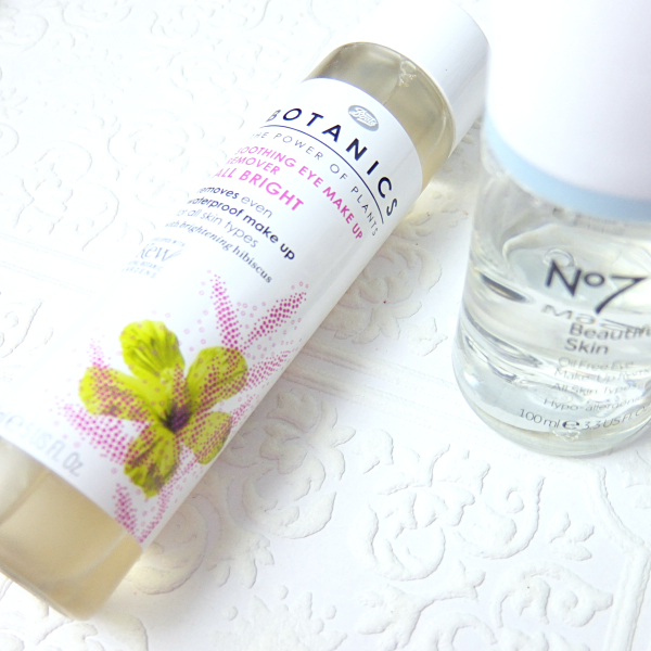 Review - Boots No7 Beautiful Skin Oil Free Eye Makeup Remover 