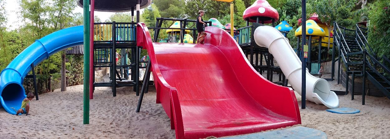 Parque infantil de Mundomar. Parque infantil de Mundomar.