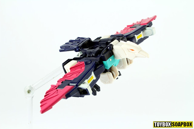 titans return clone wingspan bird