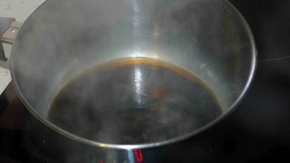COCINA PARA ESTUDIANTES CÓMO LIMPIAR Y RECUPERAR UNA OLLA QUEMADA (sobre todo si es de acero COCINA PARA ESTUDIANTES CÓMO LIMPIAR Y RECUPERAR UNA OLLA QUEMADA (sobre todo si es de acero