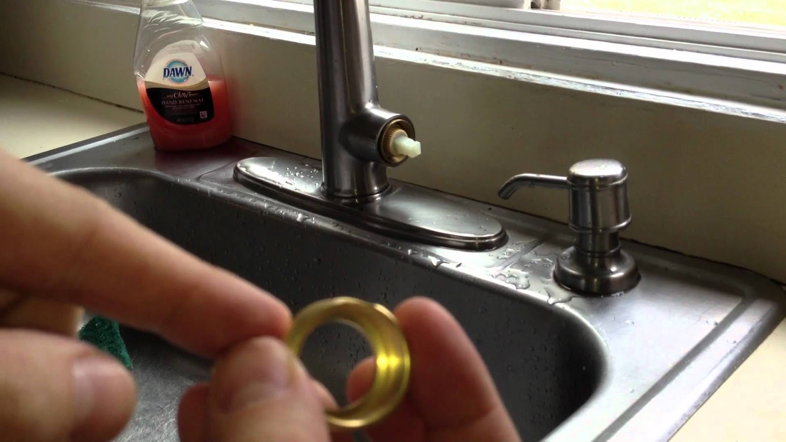 repairing a pull down hose kitchen sink faucet