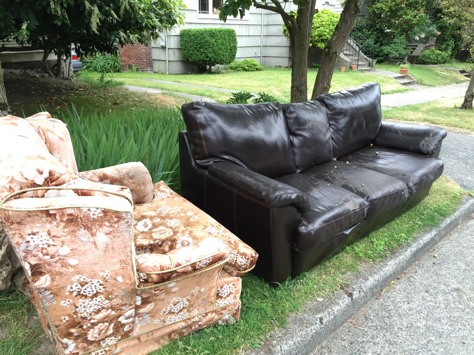 burk faux leather sofa chair set
