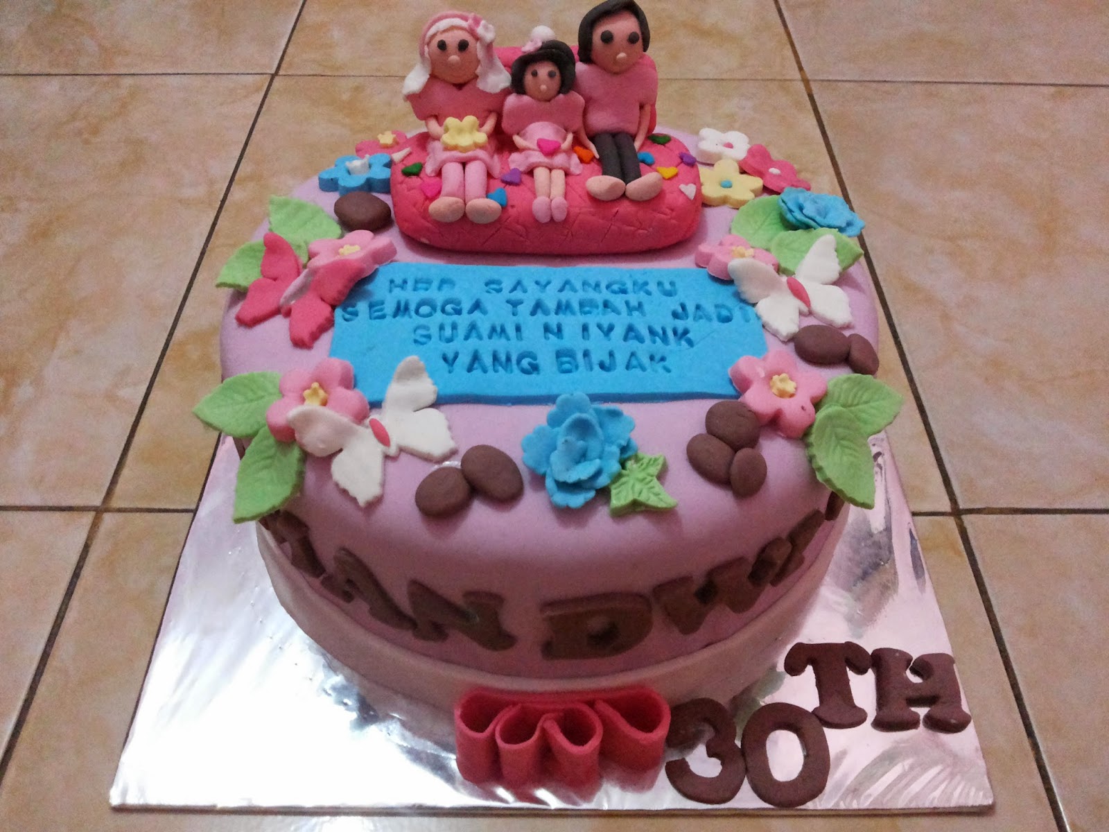 SAGITARIUS CAKE SHOP: KUE ULANG TAHUN UNTUK SUAMI