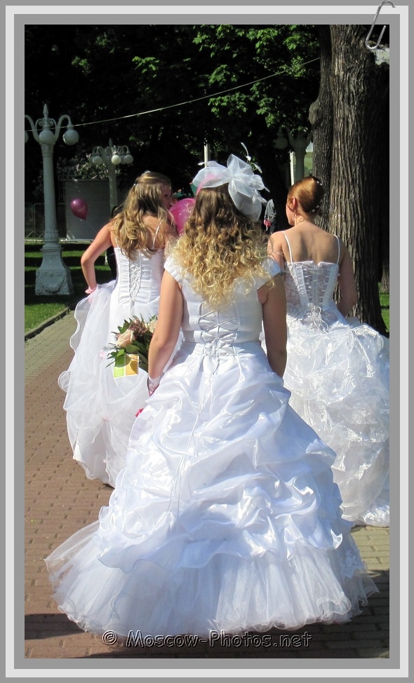Runaway Moscow Brides 2011
