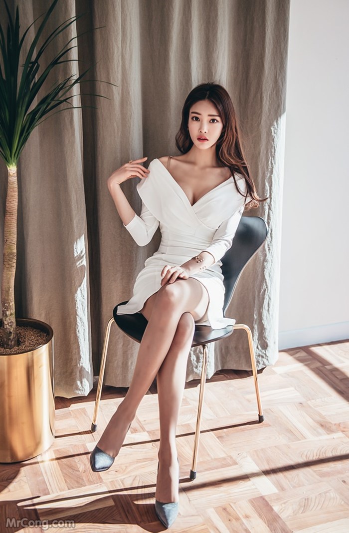 Beautiful Park Jung Yoon in the February 2017 fashion photo shoot (529 photos) photo 14-12