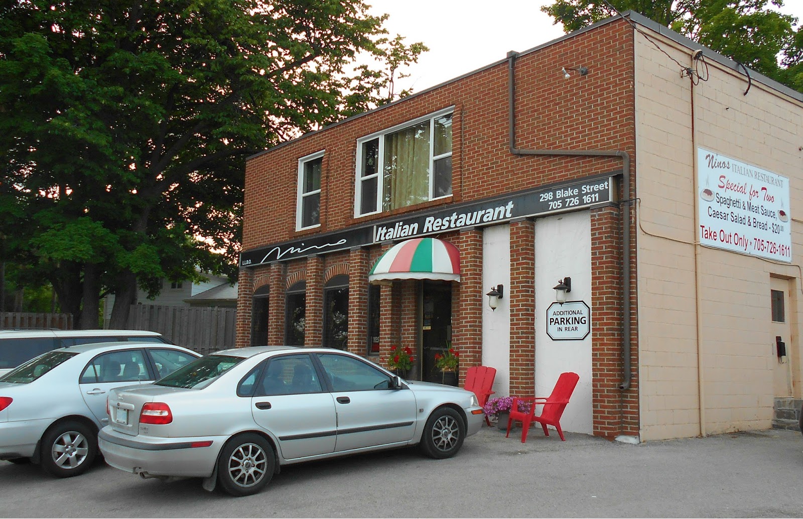 The Curious Nibbler Nino's Italian Restaurant Just like Famiglia